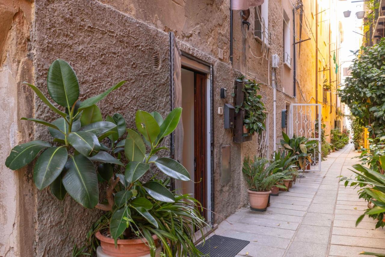 Casa Vacanze Nel Cuore Di Cagliari Exterior foto